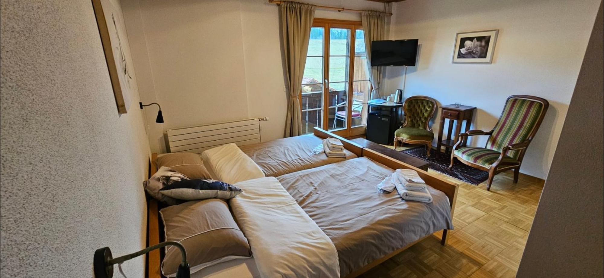 Miramont Horse Trekking Hostel Saicourt Экстерьер фото